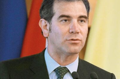 INE busca limitar la promoción de servidores 