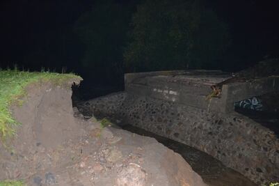 Lluvias dañan puentes y casas de Tepeji del Río, Hidalgo