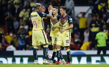 América consigue el triunfo de último minuto ante Santos en el Estadio Azteca