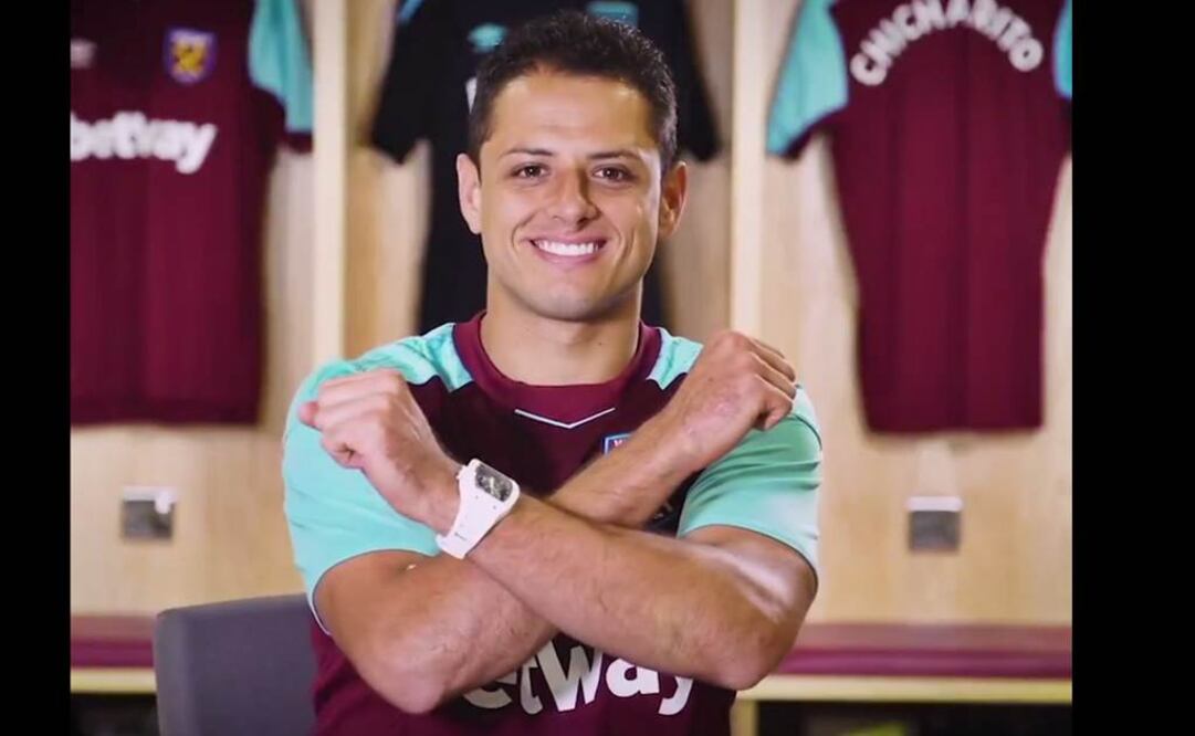 West Ham United presenta a “Chicharito” Hernández; lo ficha por tres años