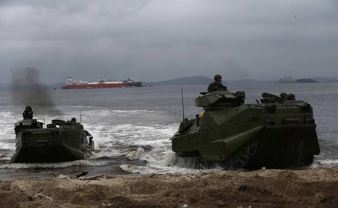  Cerca de mil soldados de infantería de marina de Brasil, Canadá, Chile, Colombia, Estados Unidos, México, Paraguay y Perú participan en UNITAS 2015. (Foto: EFE / Marcelo Sayão)
