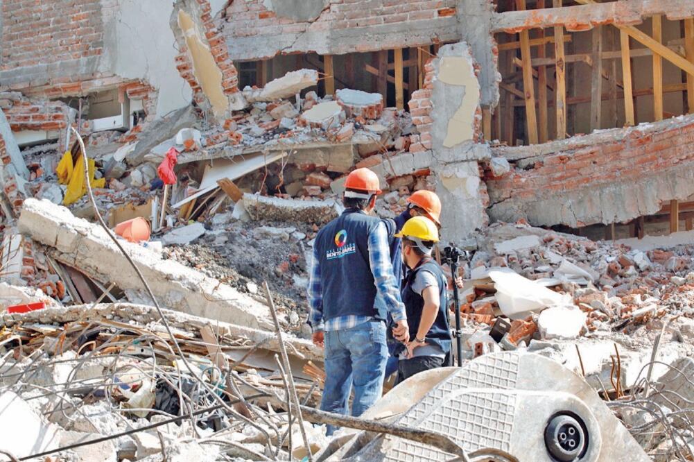 Académicos cuestionan la falta de implementación de la Ley General de Protección Civil, que entró en vigor desde 2012. (ARCHIVO EL UNIVERSAL)