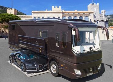 Conoce la casa rodante de lujo con espacio para guardar un Bugatti