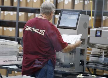 Florida ordena recuento de votos en elección de gobernador y de senador