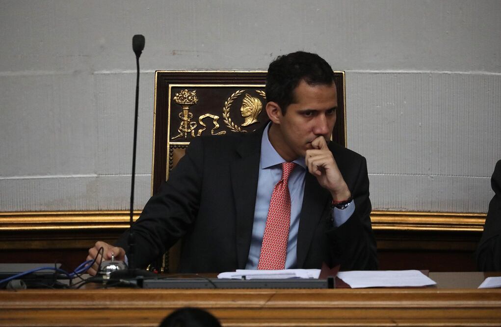 El líder del Parlamento, Juan Guaidó, participa durante una sesión de la Asamblea Nacional, en Caracas (Foto: EFE)