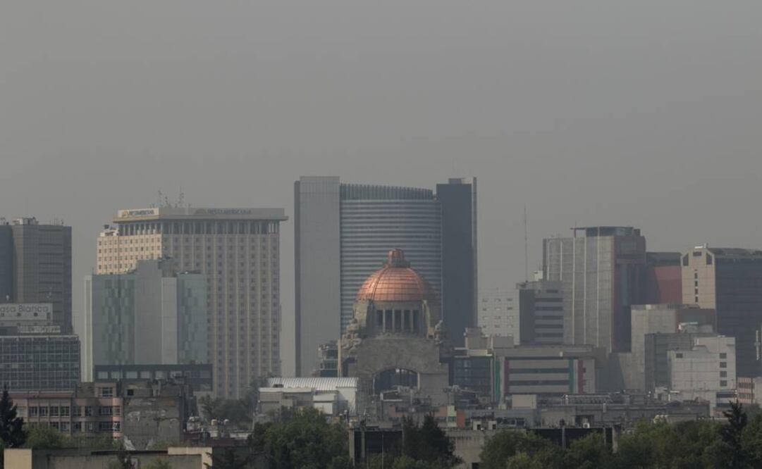 La Comisión Ambiental de la Megalópolis informó que durante esta mañana prevalecieron las condiciones adversas. (FOTO: Xinhua) 