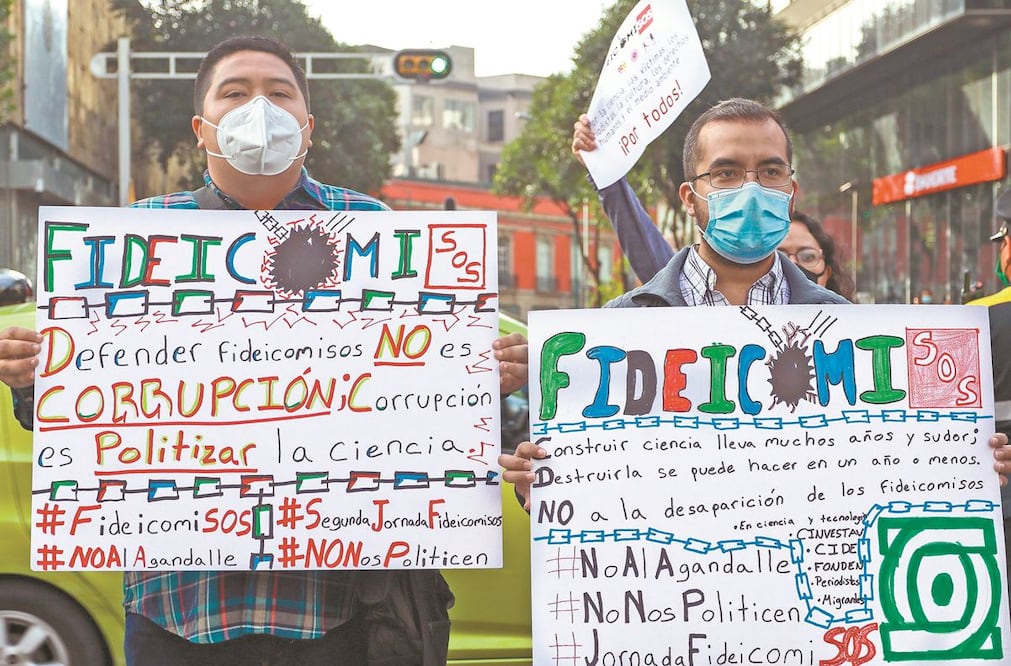 Las protestas por los fondos continúan en el país. JOSÉ PAZOS. EFE
