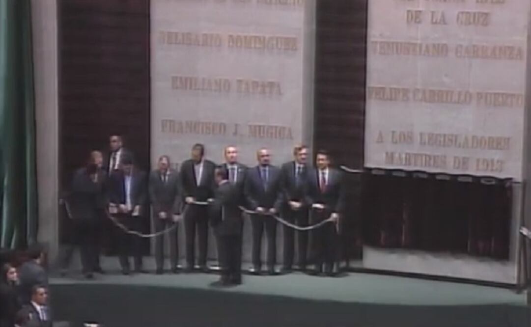 Frente a una asamblea a reventar y gritos como el “¡Goya!” y “¡2 de octubre no se olvida!”, comenzó el acto conmemorativo. FOTO: ESPECIAL