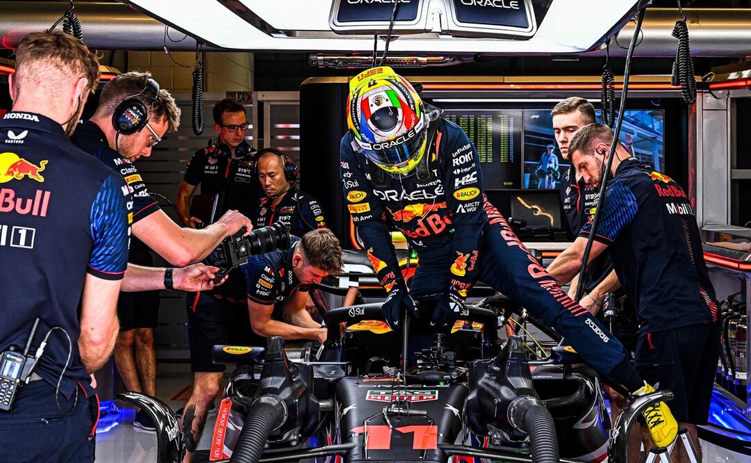 Checo Pérez durante el primer día del Gran Premio de Estados Unidos - Foto: AFP