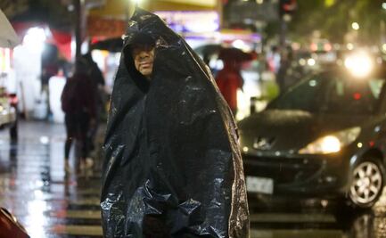 Ondas tropicales 9 y 10 provocarán lluvias muy fuertes en estos 9 estados