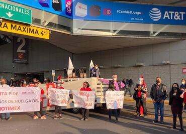 Sindicato de Notimex bloquea acceso a AICM para exigir solución a su huelga