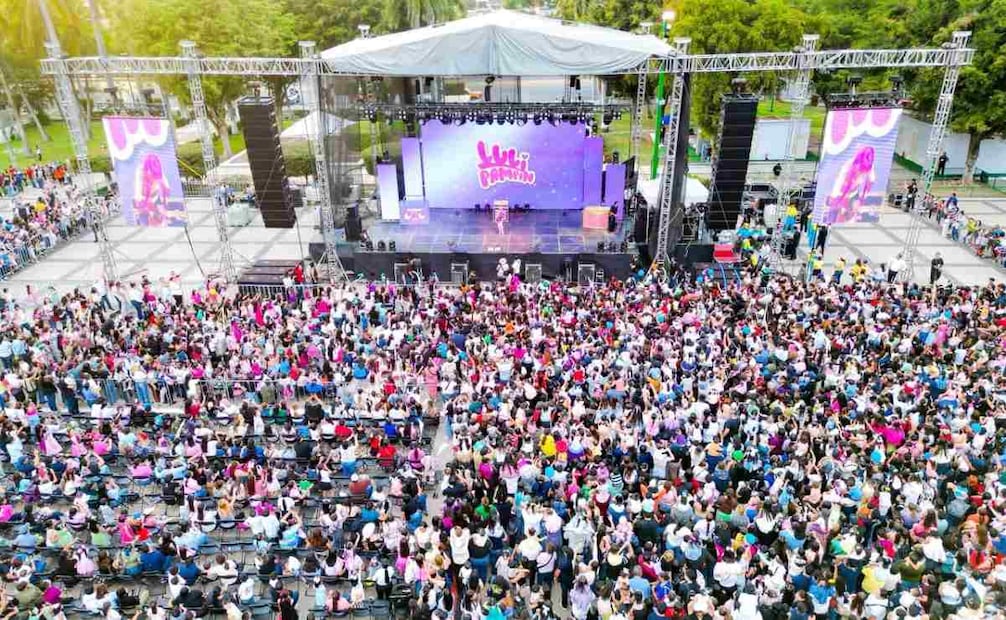 Sinaloa festeja el día del niño con juegos mecánicos y show musical (30/04/2026). Foto: Especial