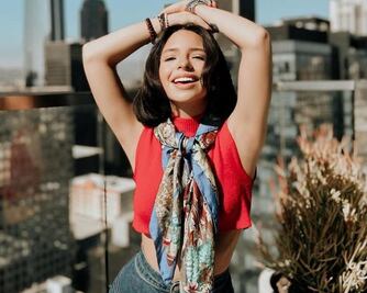 Ángela Aguilar sorprende a sus seguidores con el pelo largo