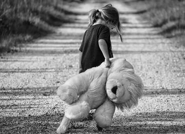 Llaman especialistas a no revictimizar a niñas, niños y adolescentes en casos de abuso sexual