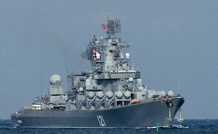 Dos misiles ucranianos impactaron crucero ruso Moskva, señala funcionario del Pentágono