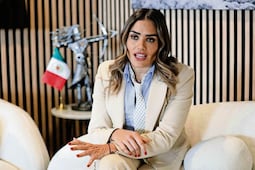 Alessandra Rojo critica liberación de detenidos por vandalismo en protesta por Cuba; acusa “protección a la impunidad”
