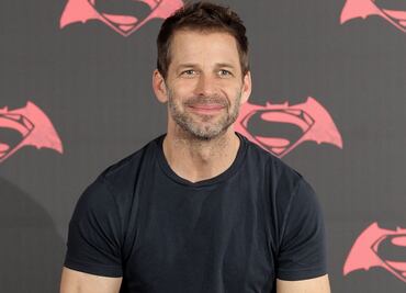 Zack Snyder agradece a fans el apoyo tras el suicidio de su hija