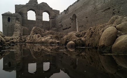 Sequía deja al descubierto convento colonial oculto por presa en Chiapas