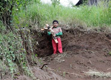 Suben a 51 los muertos por el paso de "Earl" en México
