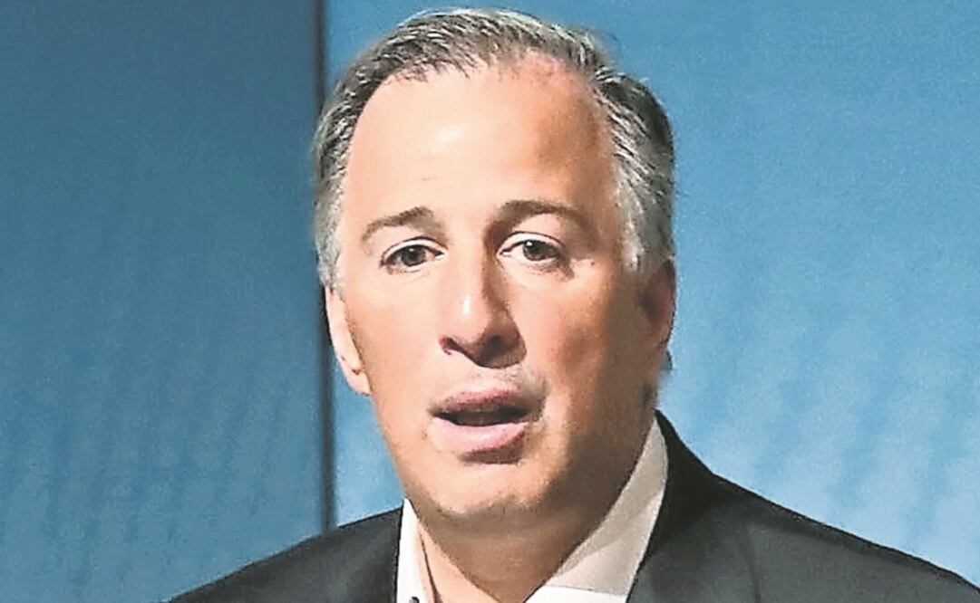 Contra él. El PRD alegaba que José Antonio Meade, al ser precandidato único, no debía aparecer en los tiempos oficiales del PRI. (ARCHIVO EL UNIVERSAL)