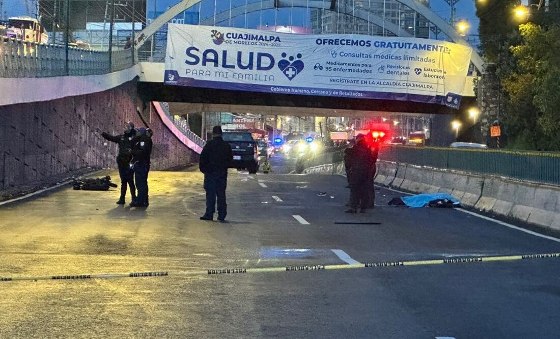 Pipa atropella y mata a motociclista; conductor huye en carretera México-Toluca. Foto: Especial