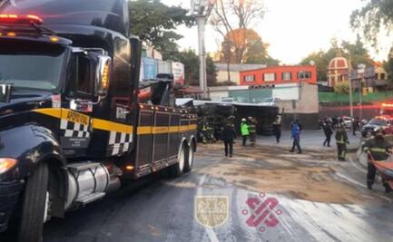 Volcadura de tráiler genera caos sobre Viaducto Tlalpan e Insurgentes; no se reportan lesionados