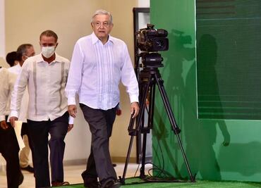 Coincide AMLO con el Papa Francisco sobre defensa de los pobres; no es comunismo, dice