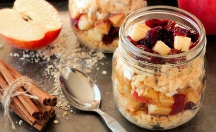 Prepara pudín de avena sencillo y rico para desayunar