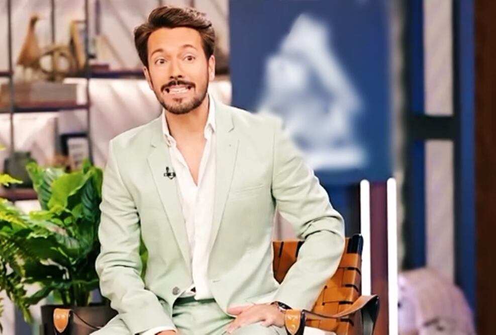 Roger González, nuevo conductor de "Sale el Sol".
Foto: Instagram