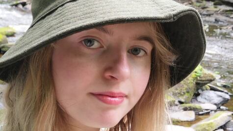 ¿Nieve visual?: así es la rara condición de esta chica que le hace ver con "interferencias"