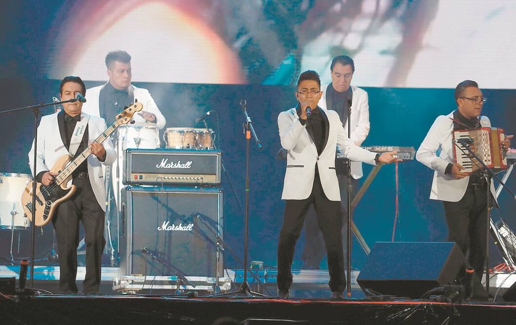 El grupo tocó temas como “Amor a primera vista” y viejos éxitos. Foto/ARCHIVO EL UNIVERSAL