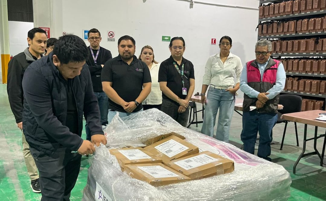 Arribaron a la bodega del Instituto Electoral de Coahuila (IEC) las boletas electorales para la jornada del próximo 7 de junio de 2026, en donde se renovará el Congreso estatal. | Foto: Especial.