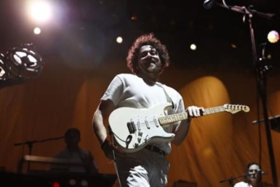 Prende Metronomy al Foro Sol durante el Corona Capital 2017