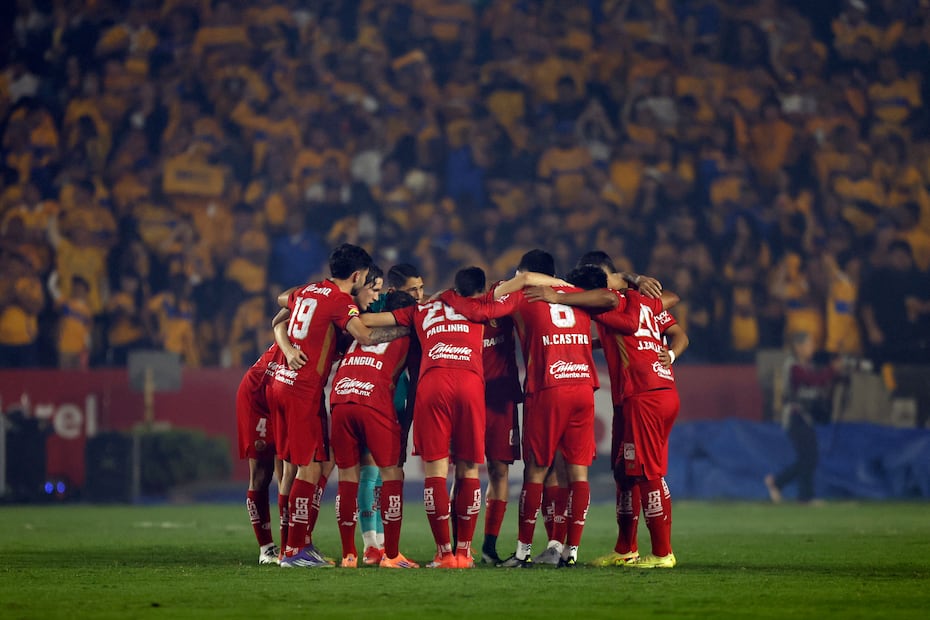 Diablos Rojos de Toluca, durante la Final de Ida del Apertura 2025 ante Tigres - Foto: Imago7