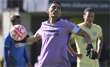 Jesús Corona disputó el Clásico Joven con la Sub 20 de Cruz Azul