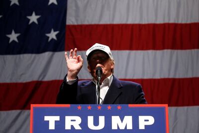 Trump a FBI: no es posible revisar 650 mil correos en 8 días