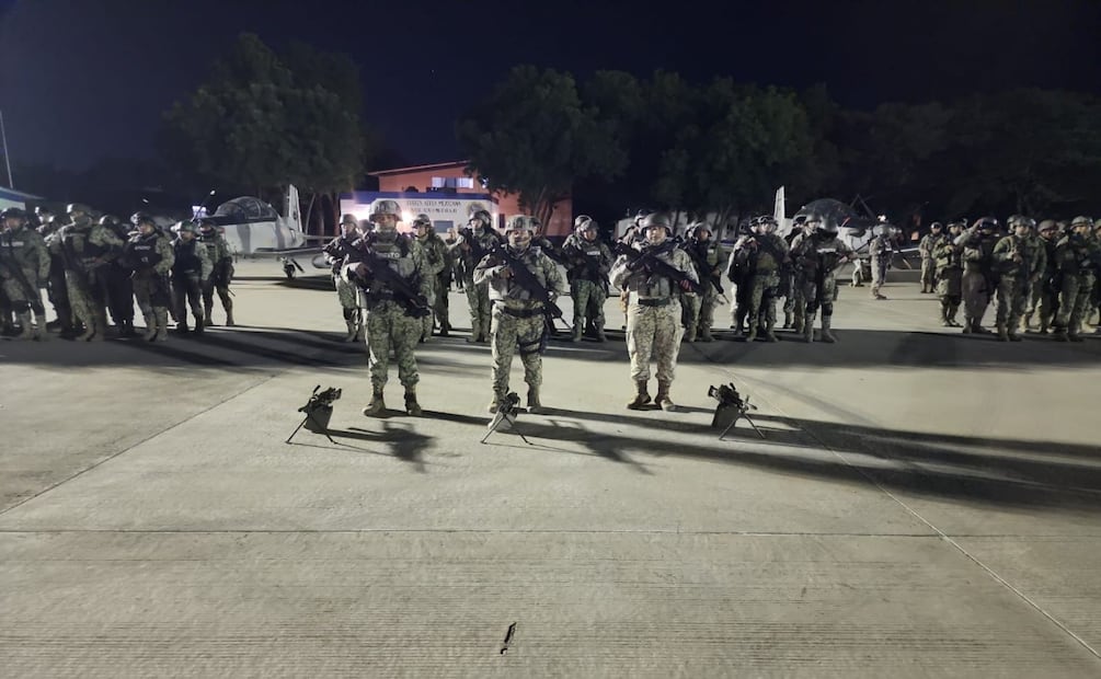 Arriban 150 elementos más a Culiacán; refuerzan seguridad con paracaidistas fusileros. Foto: Especial