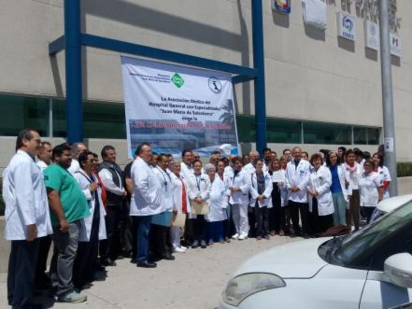 Médicos protestan por la "no criminalización" en BCS