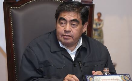 Hay tolerancia y diálogo con normalistas pero no se permitirán hechos delictivos: Barbosa