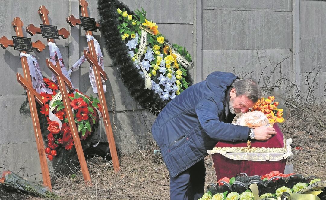 Mykola Goryainiv, de tres años, y sus padres fallecieron luego de intentar huir de Kharkiv. Foto: Andriy Andriyenko/ AP