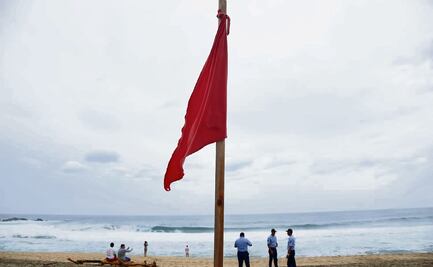 Fortalecido, toca tierra huracán en costas de Guerrero y Oaxaca