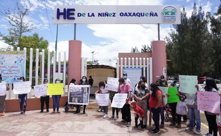 Familiares de niños con cáncer protestan por falta de medicamentos en Oaxaca