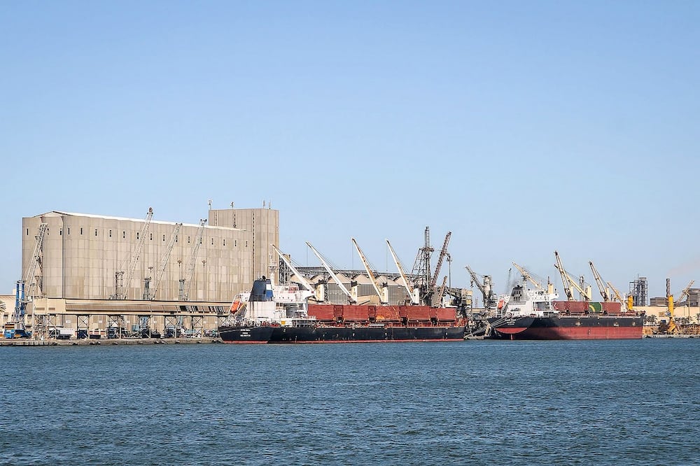 Barcos atracados en el muelle del puerto de Damietta, en el mar Mediterráneo. Foto: AFP