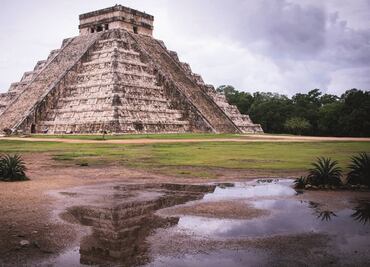 Cenote bajo Kukulkán conecta con el Gran Acuífero Maya