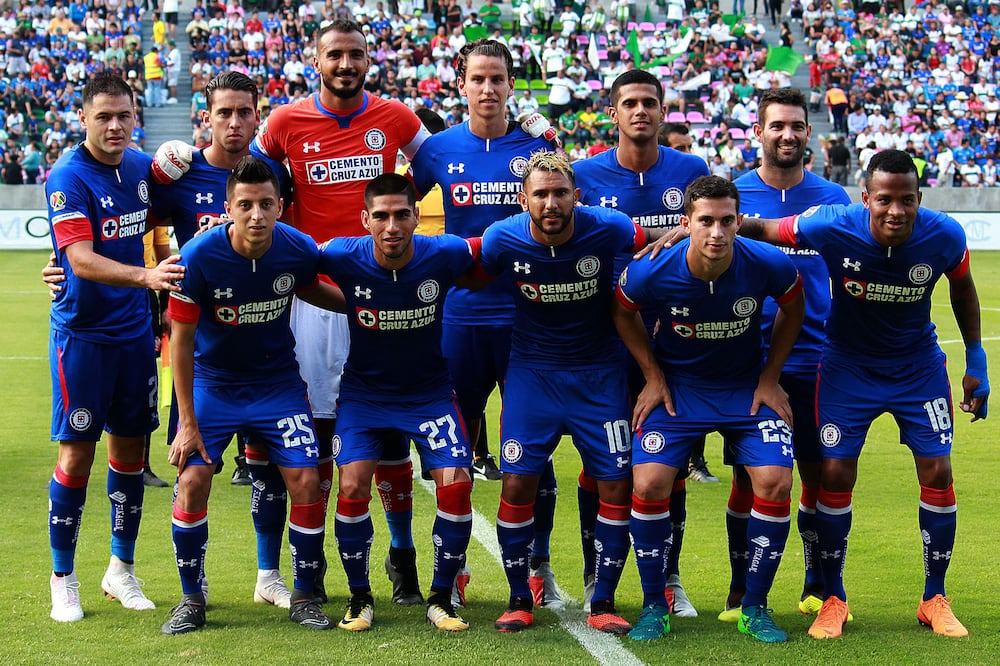 Los jugadores de Cruz Azul previo al juego ante el Zacatepec en el estadio Agustín "Coruco" Díaz FOTO /IMAGO7.