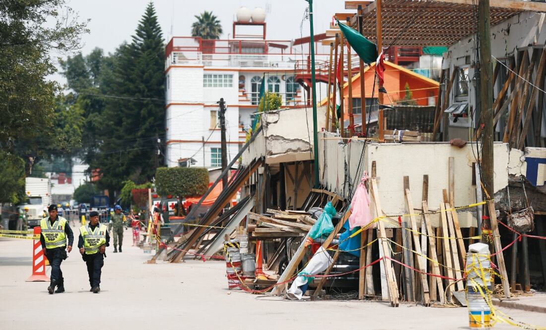 Legisladores afirmaron que la SEP se “sacudió ” la responsabilidad de no haber supervisado las instalaciones del Colegio Enrique Rébsamen y el campus Ciudad de México del Tecnológico de Monterrey tras el temblor del 19 de septiembre (ARCHIVO EL UNIVERSAL)