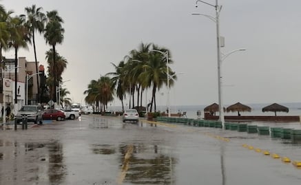 Suspenden actividades en puertos de Mazatlán y Topolobampo por paso de "Olaf"