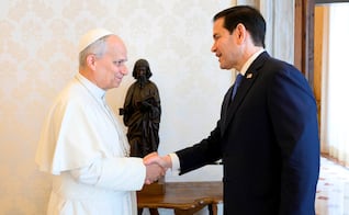 Rubio reitera su "compromiso" por la paz en visita al Vaticano; papa León XIV pide que se "haga con la verdad"