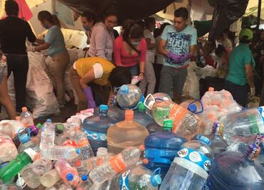 Difunden en redes sociales maneras de ayudar tras sismo en CDMX