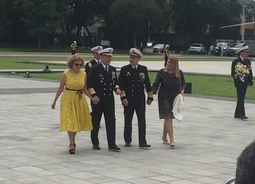 Otorga Uruguay reconocimiento al titular de Marina